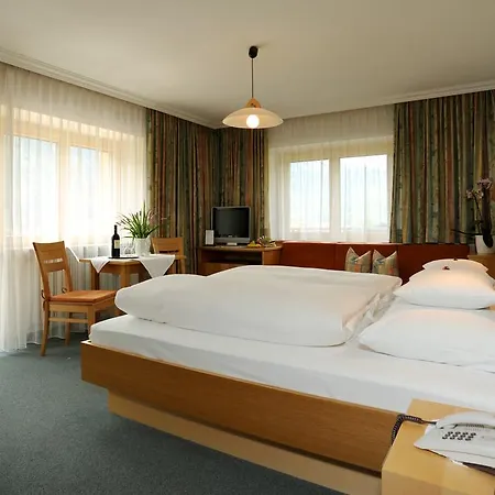 Haus Alpina Pensión 3*